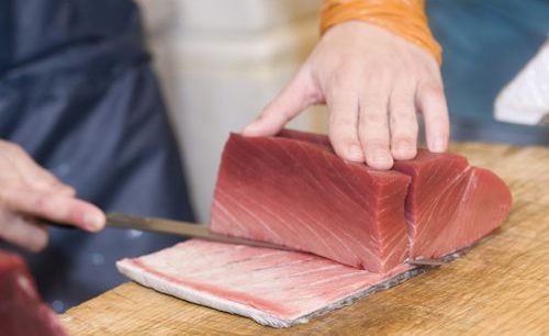 Japan tuna fetches record price