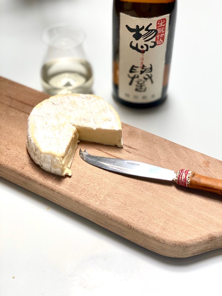 Cheese and sake
